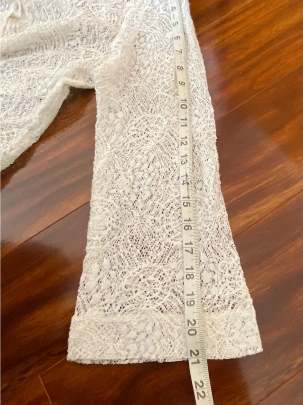 Made in Italy White Lace Button-Up Blouse with Contrast Collar size XL - Picture 12 of 13